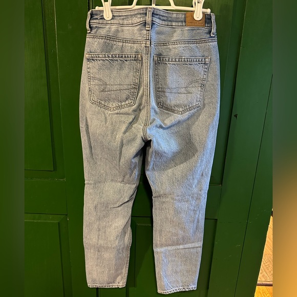 American Eagle Highest Rise Mom Jean, Size 00XS - Picture 3 of 5